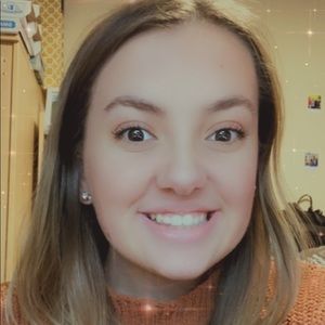 Meet your Posher, Emma